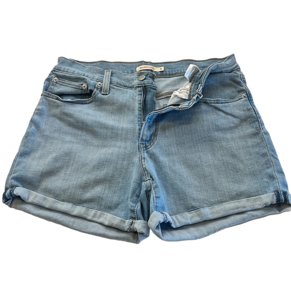 Levi’s Mid Length Denim Jean Shorts Size 31 Waist Light Wash Cotton Blend - Picture 2 of 11